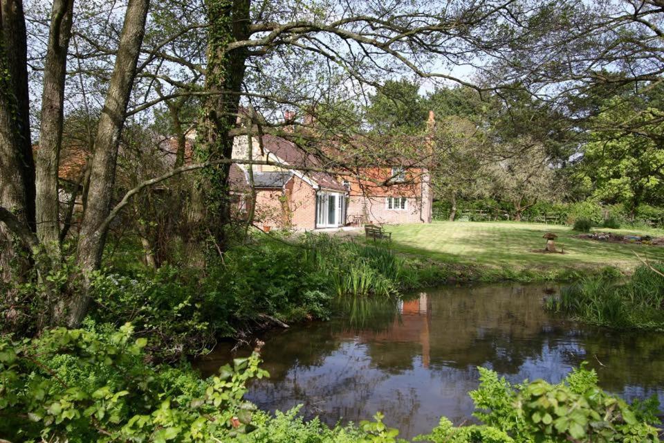 Hayloft Apartamento Pulborough Exterior foto